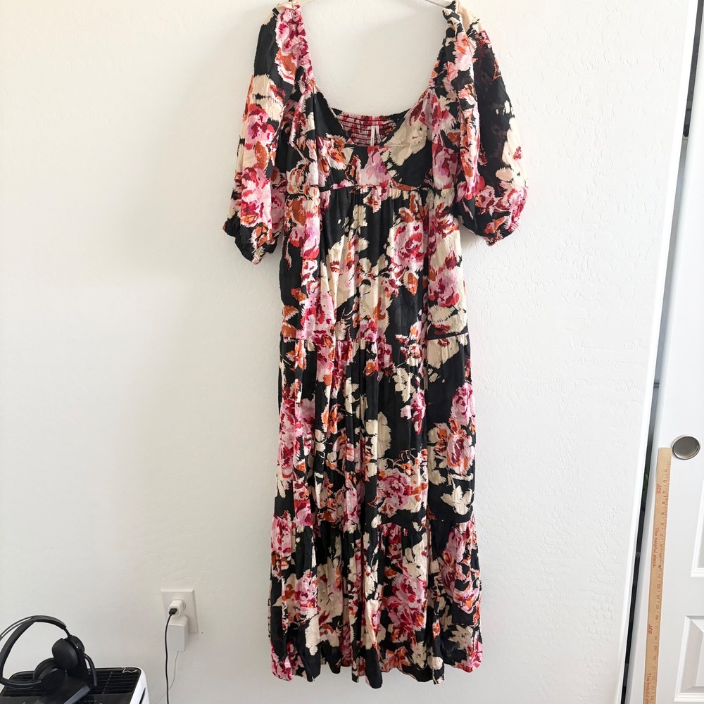 Anthropologie Blossom Maxi Dress Floral Puff Sleeve Smocked Tiered Black Pink M - Picture 3 of 7